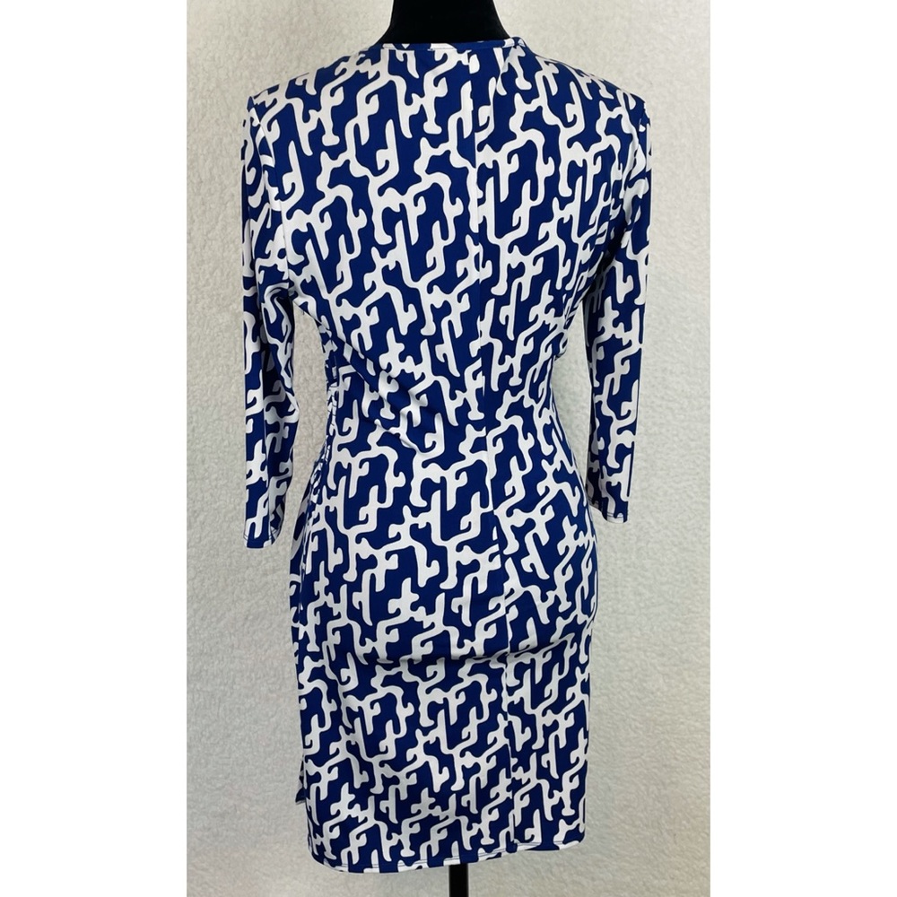 LAUNDRY • Blue and White Geometric Wrap V-Neck Mini Dress, 4P - Picture 6 of 14